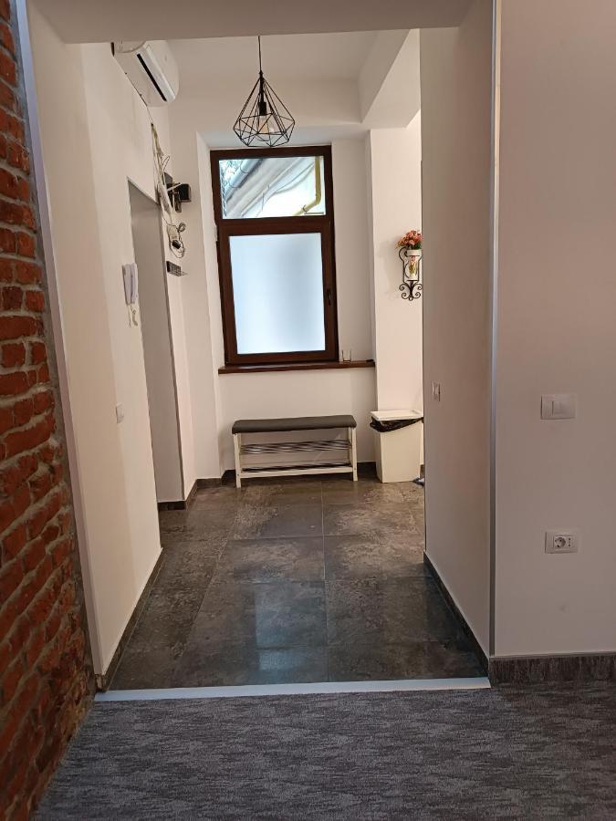 Apartament Ultracentral Oradea Exterior photo